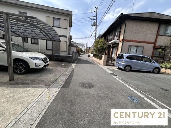 �y���]�z�@