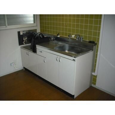 �y�L�b�`���z�@