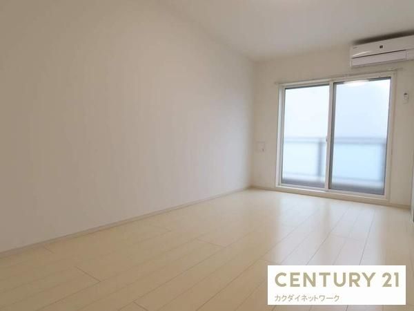 �y�����E���r���O�z�@