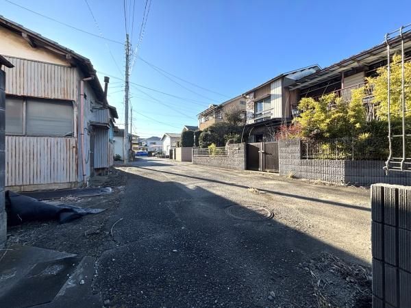 �y���]�z�@