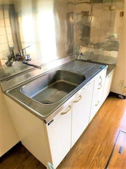 �y�L�b�`���z�@