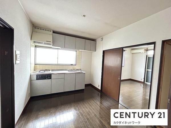 �y�����E���r���O�z�@