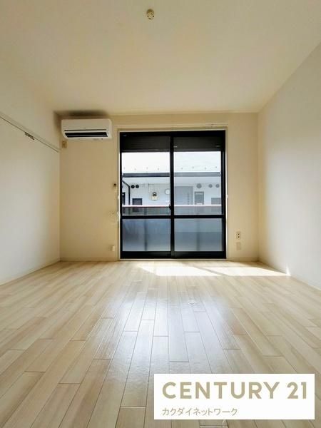 �y�����E���r���O�z�@