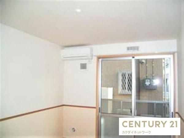 �y���̑��ݔ��z�@