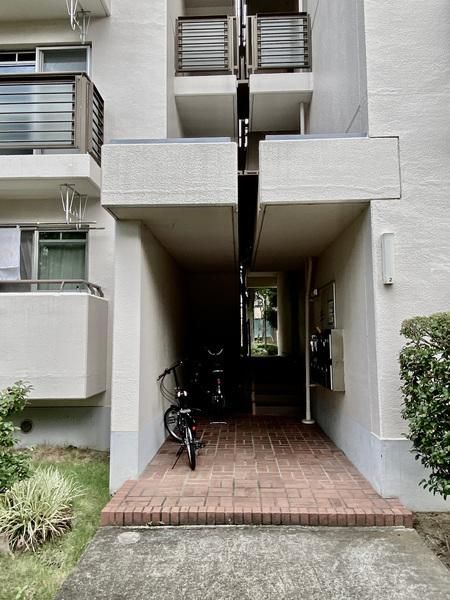 �y�G���g�����X�z�@