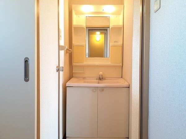 �y���ʏ��z�@