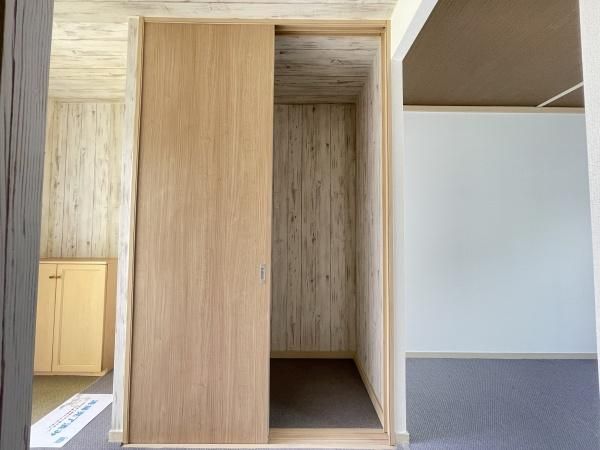 �y���[�z�@