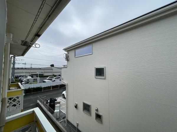 �y���]�z�@