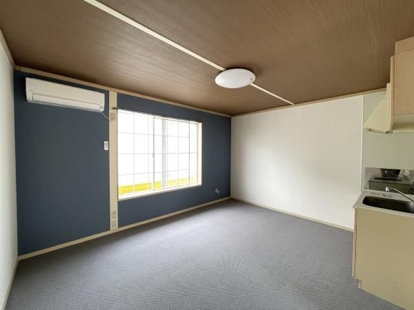 �y�����E���r���O�z�@