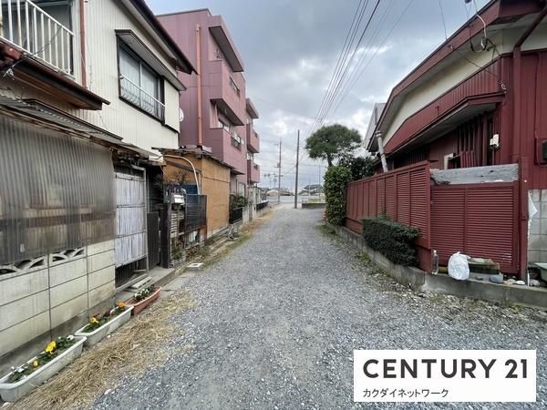 �y���]�z�@