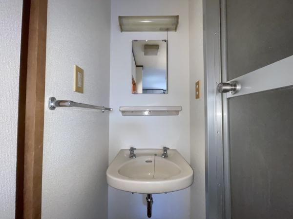 �y���ʏ��z�@