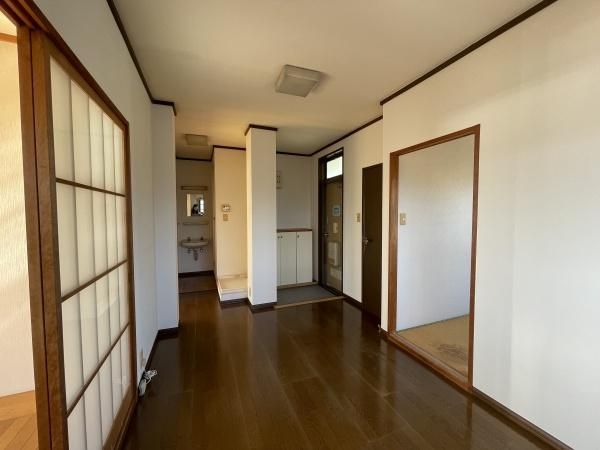 �y�����E���r���O�z�@