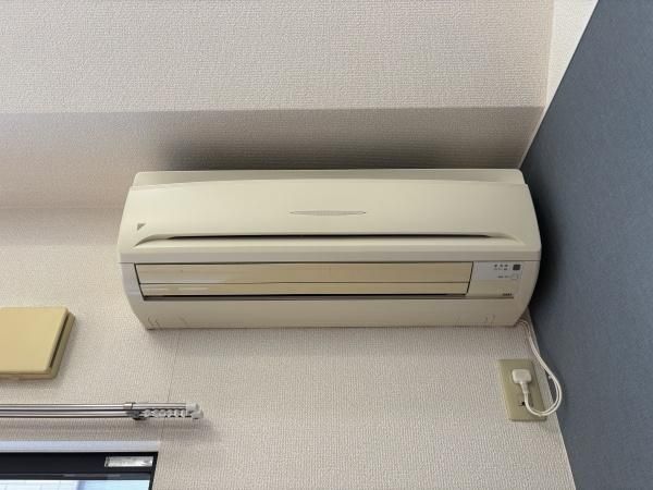 �y���̑��ݔ��z�@