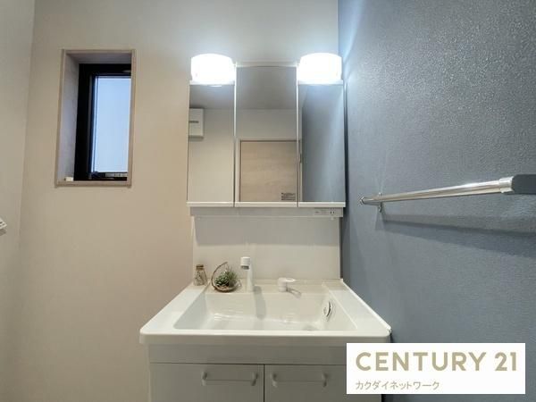 �y���ʏ��z�@