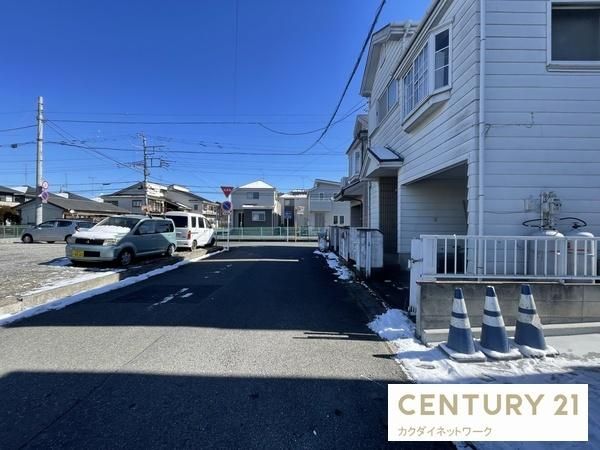 �y���]�z�@