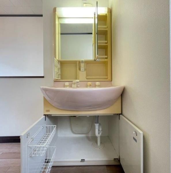 �y���ʏ��z�@