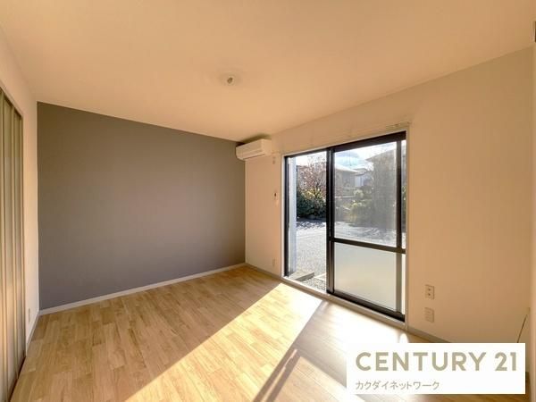 �y�����E���r���O�z�@