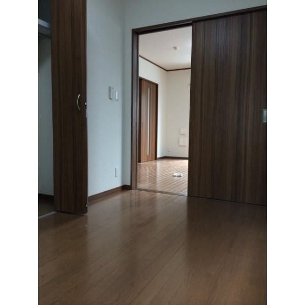 �y�����E���r���O�z�@