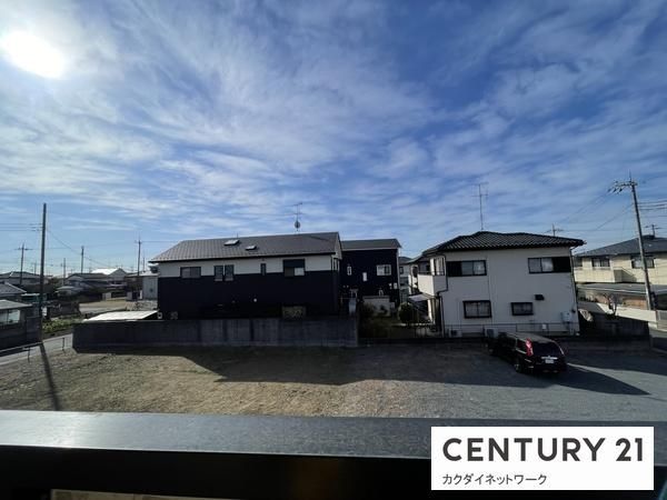 �y���]�z�@