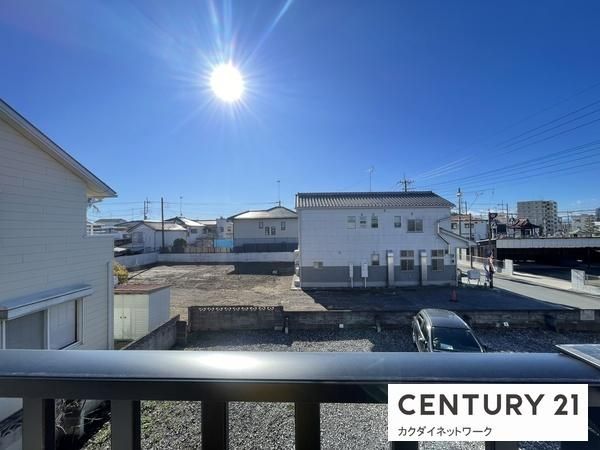 �y���]�z�@