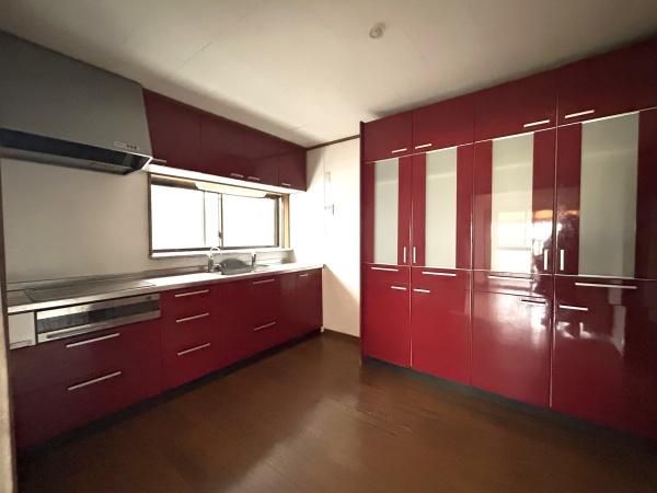 �y�L�b�`���z�@