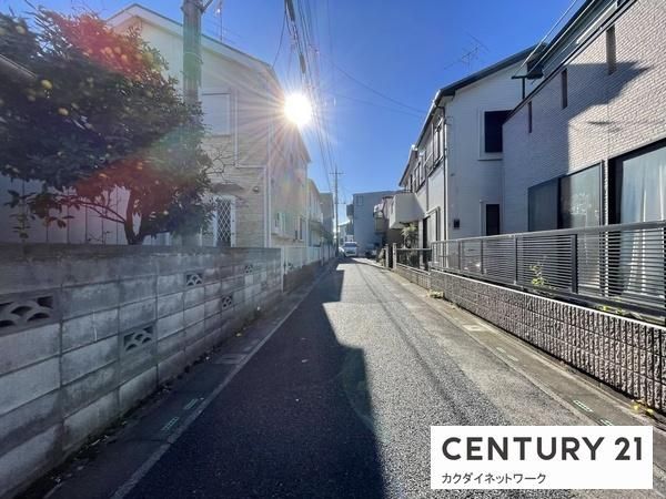 �y���]�z�@