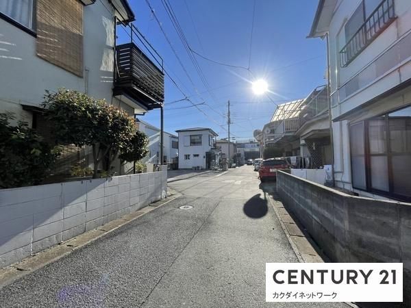 �y���]�z�@