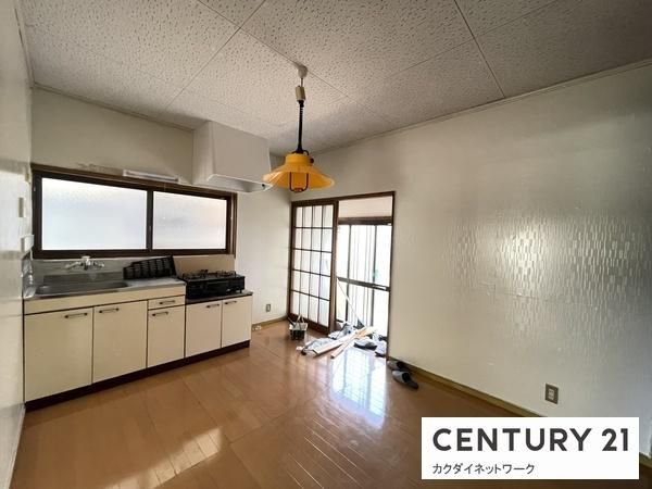 �y�����E���r���O�z�@