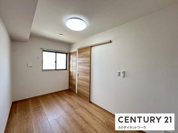 �y�����E���r���O�z�@�m��5.7��