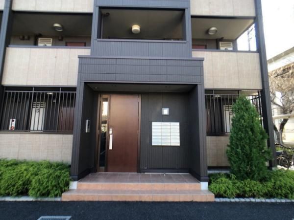 �y�G���g�����X�z�@