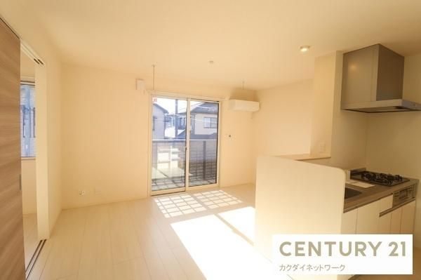 �y�����E���r���O�z�@