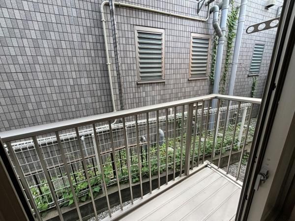 �y�o���R�j�[�z�@