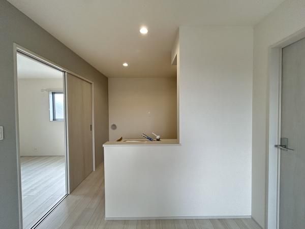 �y�L�b�`���z�@