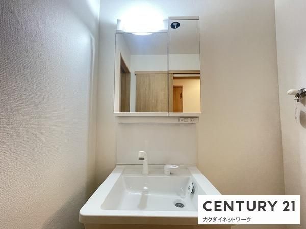 �y���ʏ��z�@