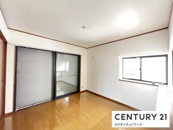 �y�����E���r���O�z�@