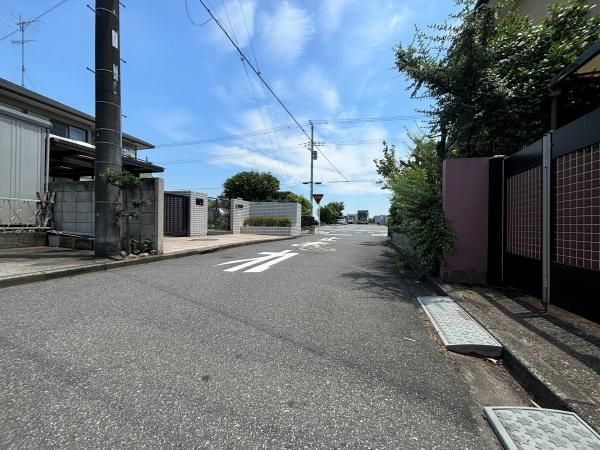 y]z@