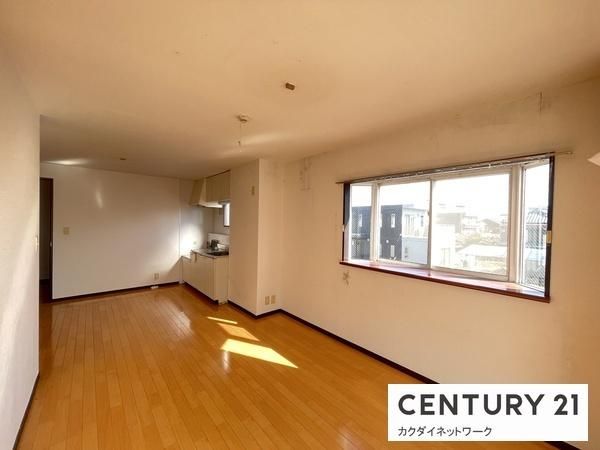 �y�����E���r���O�z�@