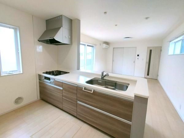 �y�L�b�`���z�@