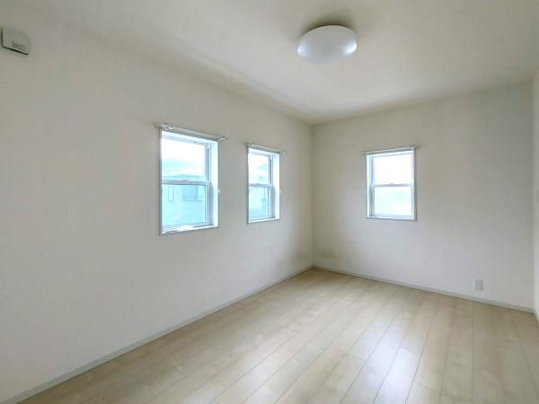 �y���̑������E�X�y�[�X�z�@