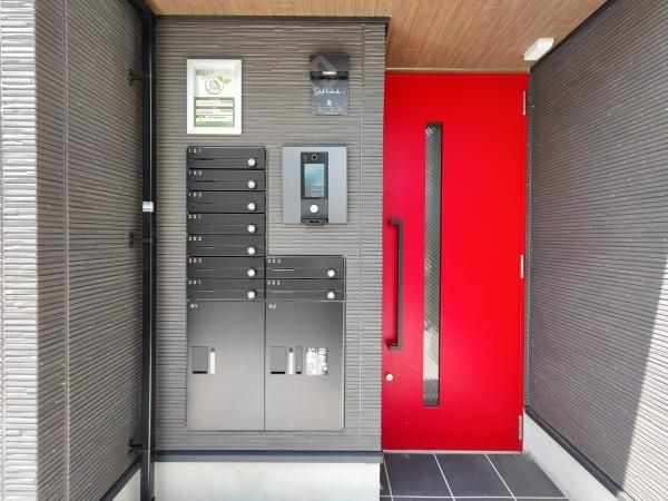 �y�G���g�����X�z�@